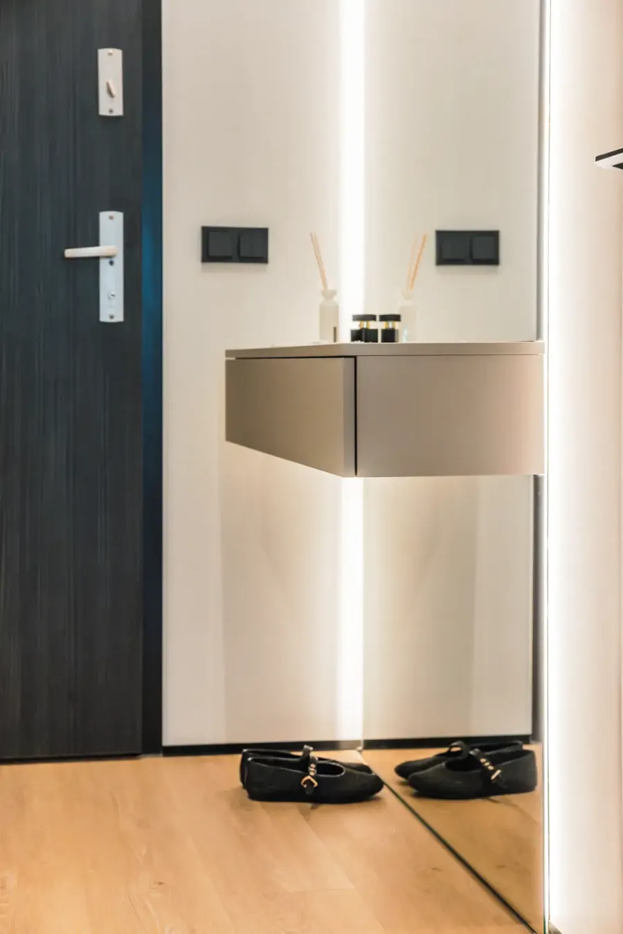 Korytarz na Wybickiego 06